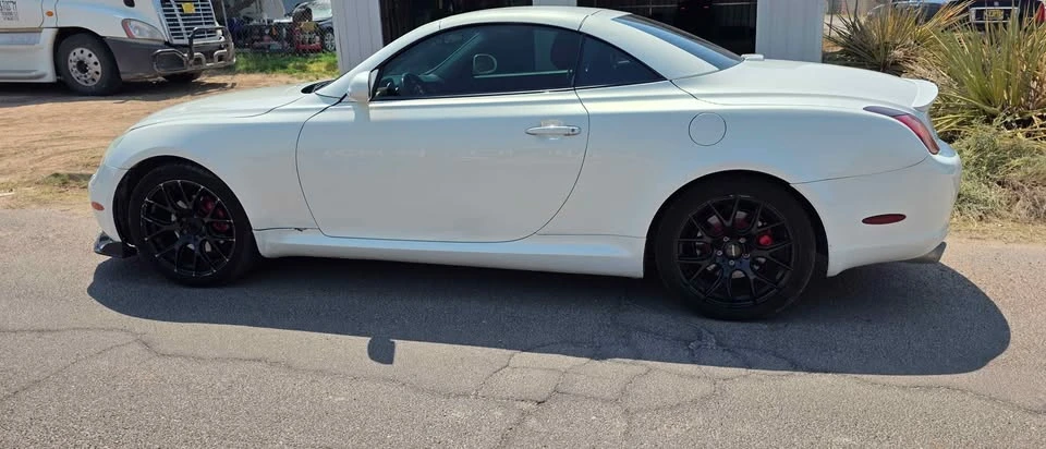 2002 Lexus SC430 - Image 3 of 5