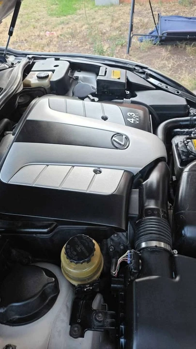 2002 Lexus SC430 - Image 5 of 5