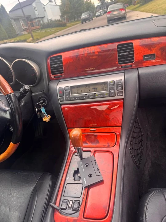 2002 Lexus SC430 - Image 13 of 19