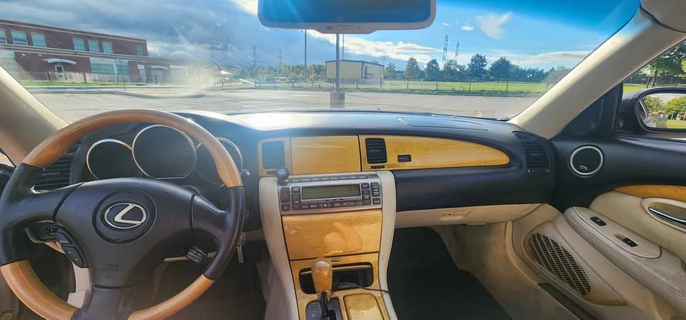 2002 Lexus SC430 - Image 6 of 6