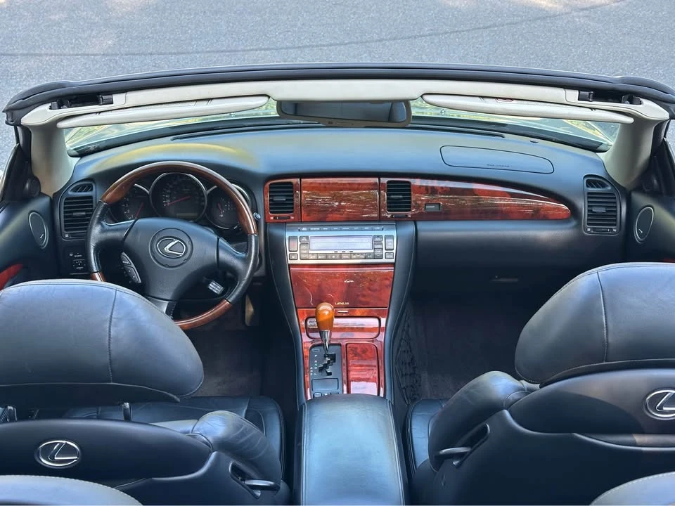 2002 Lexus SC430 - Image 10 of 20