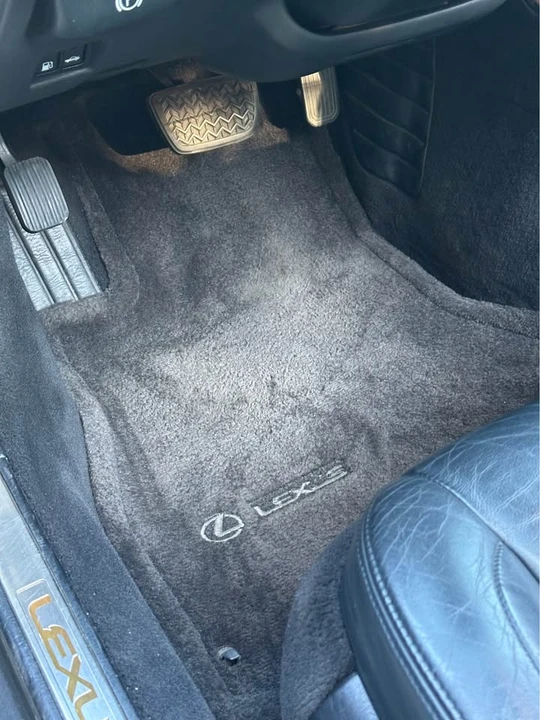 2002 Lexus SC430 - Image 14 of 20