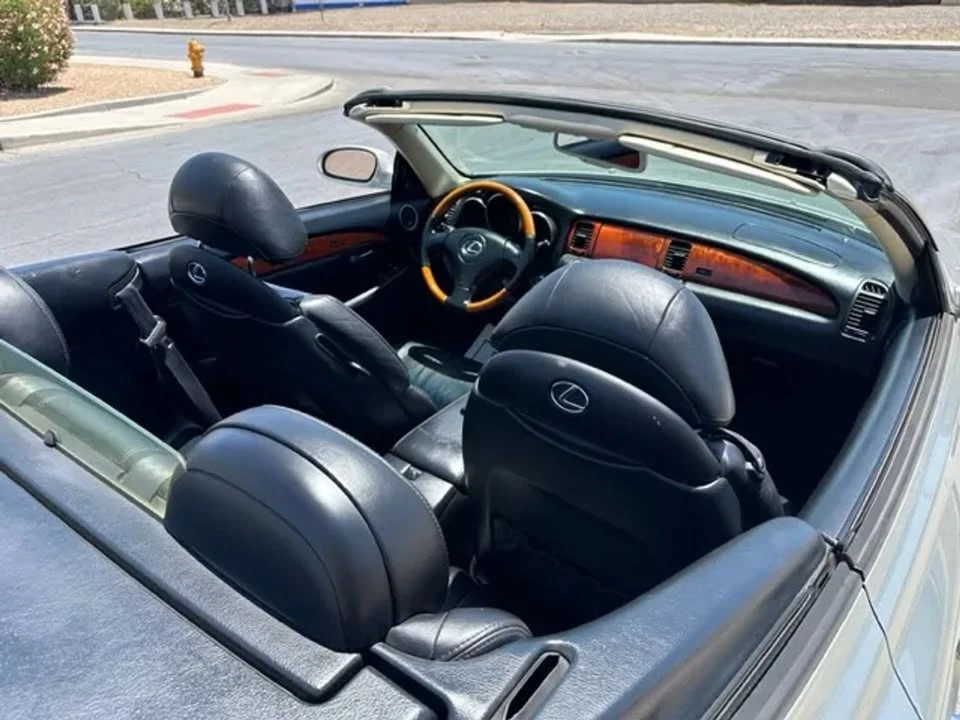 2002 Lexus SC430 - Image 18 of 20