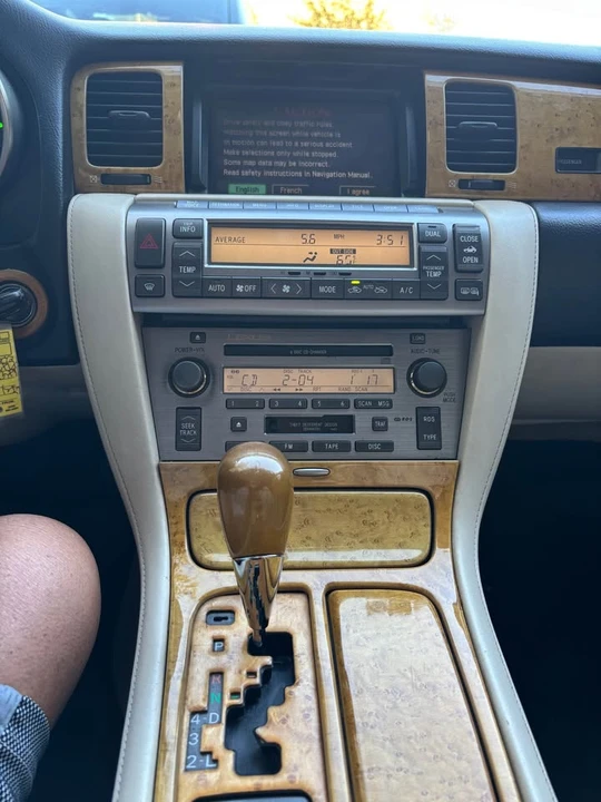 2002 Lexus SC430 - Image 12 of 17