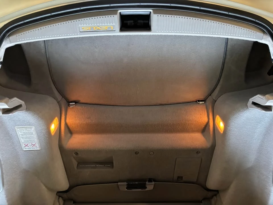 2002 Lexus SC430 - Image 14 of 17