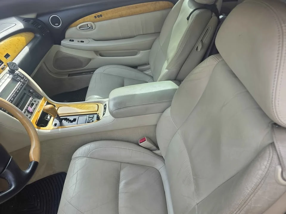 2002 Lexus SC430 - Image 5 of 9
