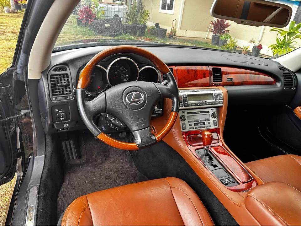 2002 Lexus SC430 - Image 9 of 12
