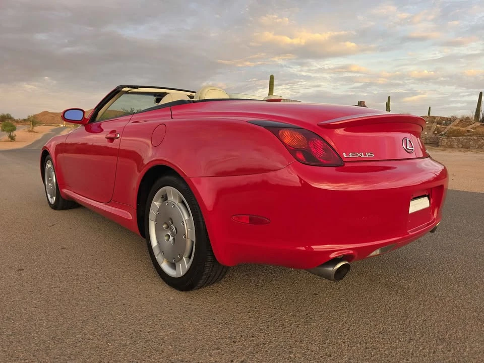 2002 Lexus SC430 - Image 11 of 20