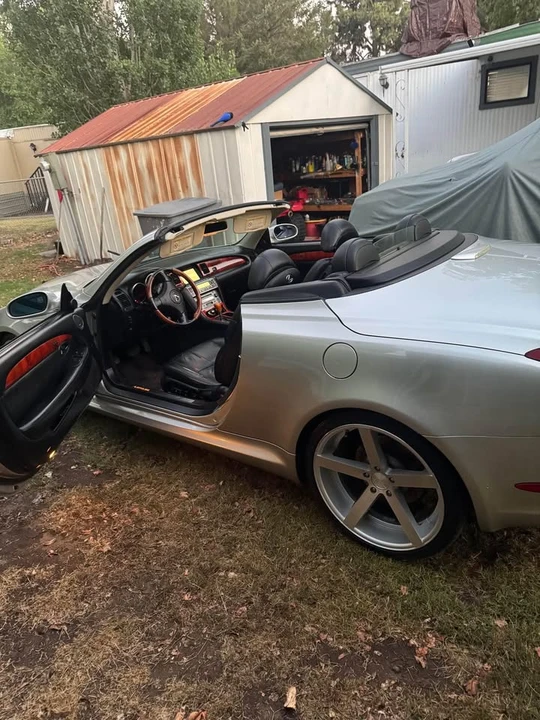 2002 Lexus SC430 - Image 3 of 9