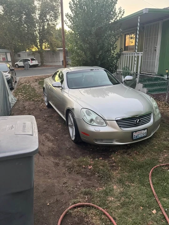 2002 Lexus SC430 - Image 5 of 9
