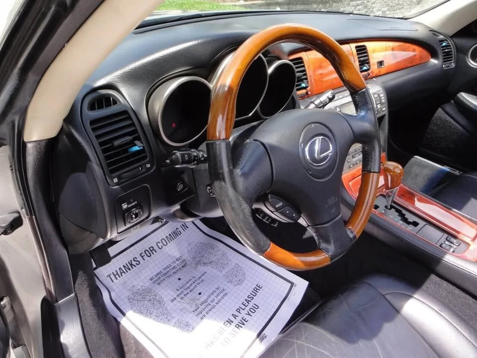 2002 Lexus SC430 - Image 18 of 20