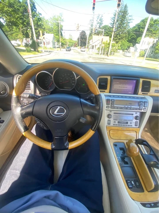 2002 Lexus SC430 - Image 6 of 10