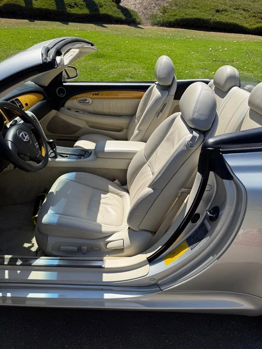 2002 Lexus SC430 - Image 17 of 18