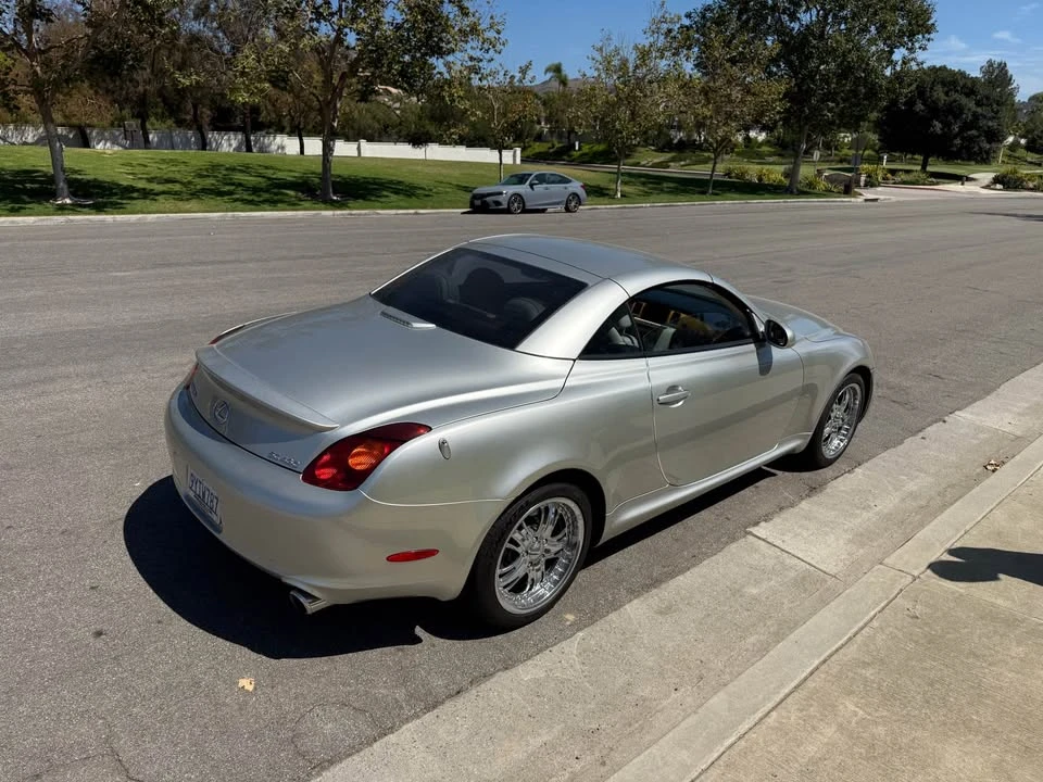2002 Lexus SC430 - Image 5 of 18