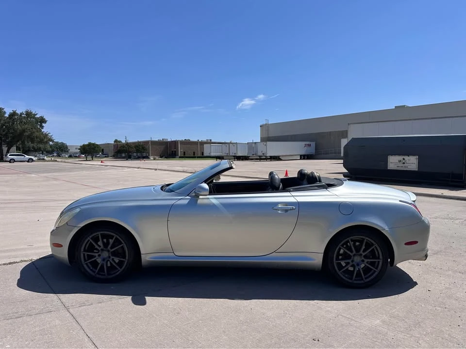 2002 Lexus SC430 - Image 2 of 11