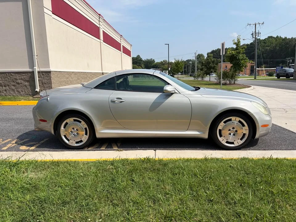 2002 Lexus SC430 - Image 4 of 17