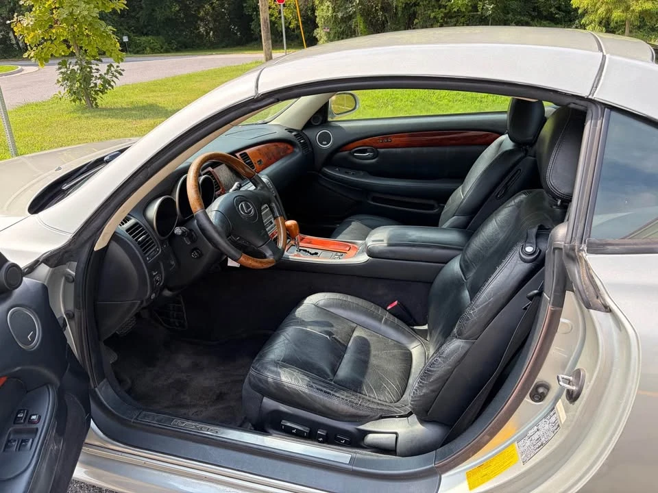 2002 Lexus SC430 - Image 9 of 17