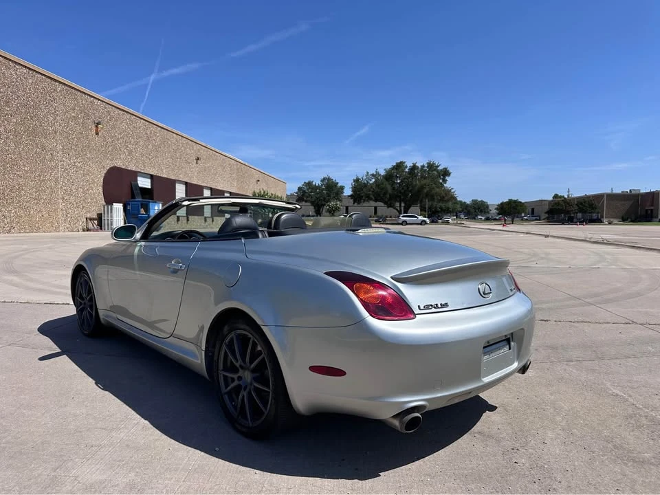 2002 Lexus SC430 - Image 3 of 11