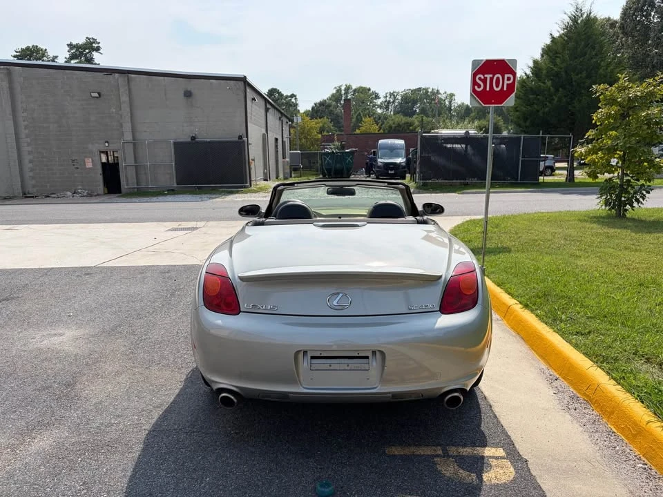 2002 Lexus SC430 - Image 13 of 17