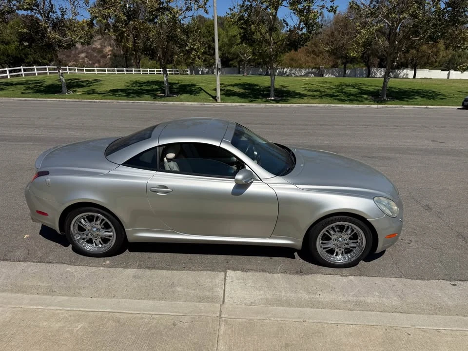 2002 Lexus SC430 - Image 4 of 18