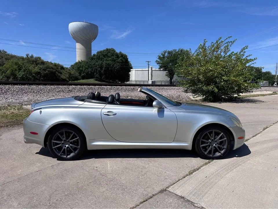 2002 Lexus SC430 - Image 6 of 11