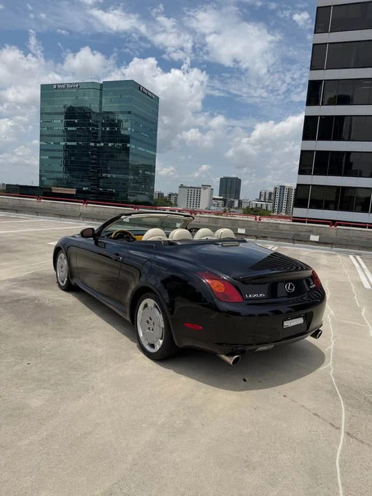 2002 Lexus SC430 - Image 5 of 16