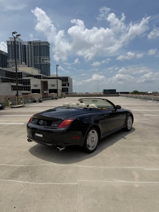 2002 Lexus SC430 - Image 3 of 16