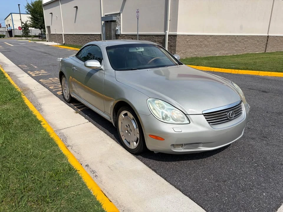 2002 Lexus SC430 - Image 3 of 17