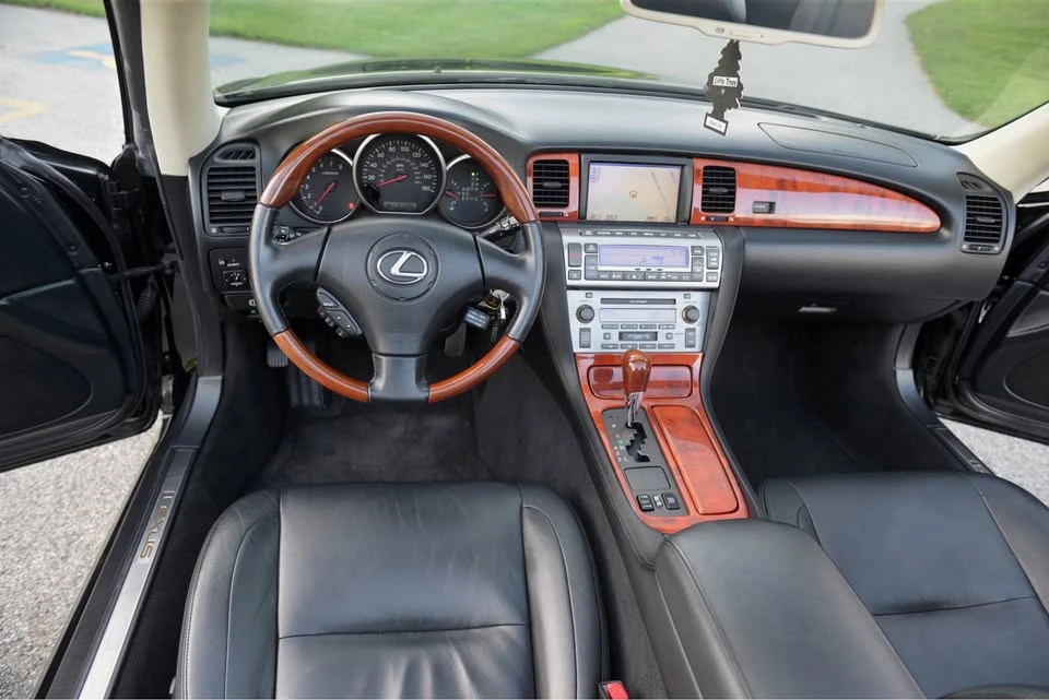 2002 Lexus SC430 - Image 12 of 20