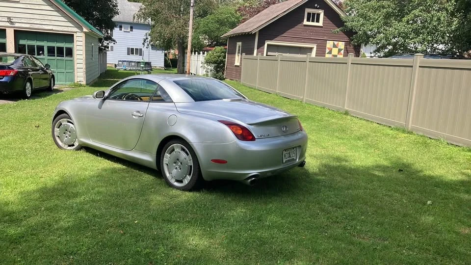 2002 Lexus SC430 - Image 2 of 3