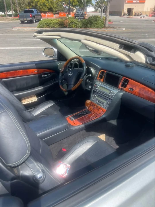 2002 Lexus SC430 - Image 10 of 16