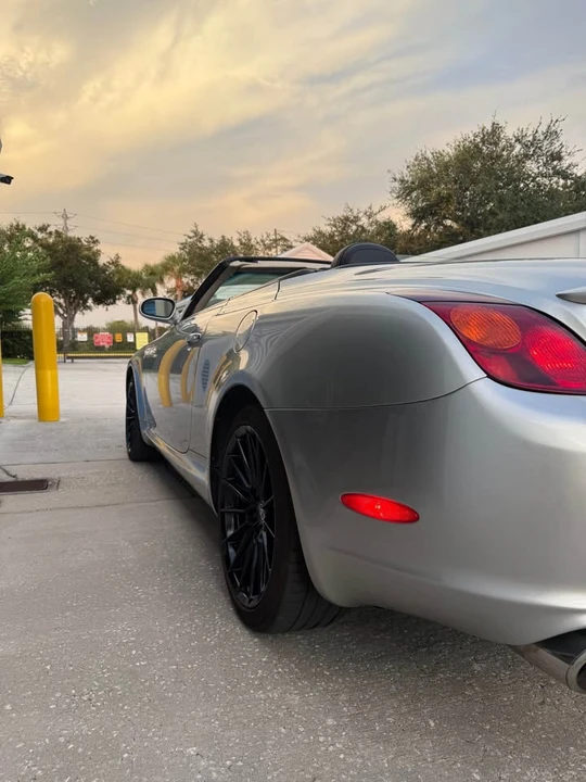 2002 Lexus SC430 - Image 3 of 19