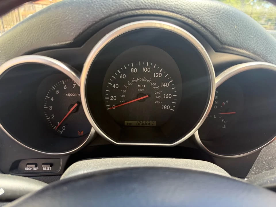 2002 Lexus SC430 - Image 11 of 20