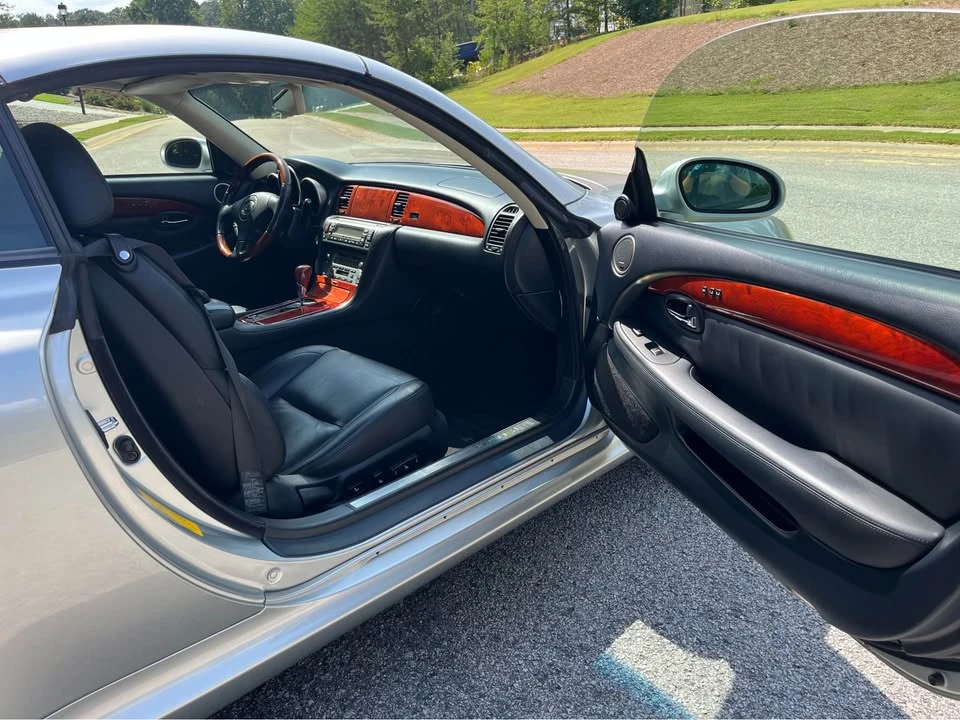 2002 Lexus SC430 - Image 11 of 19