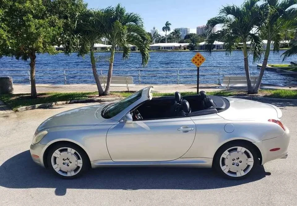 2002 Lexus SC430 - Image 3 of 6