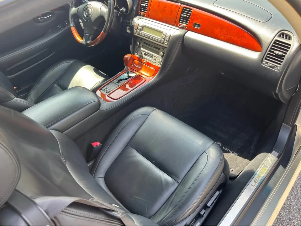 2002 Lexus SC430 - Image 12 of 19