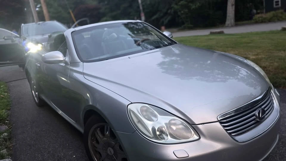 2002 Lexus SC430 - Image 11 of 13
