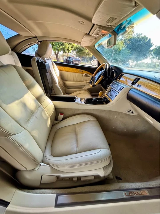 2002 Lexus SC430 - Image 8 of 12