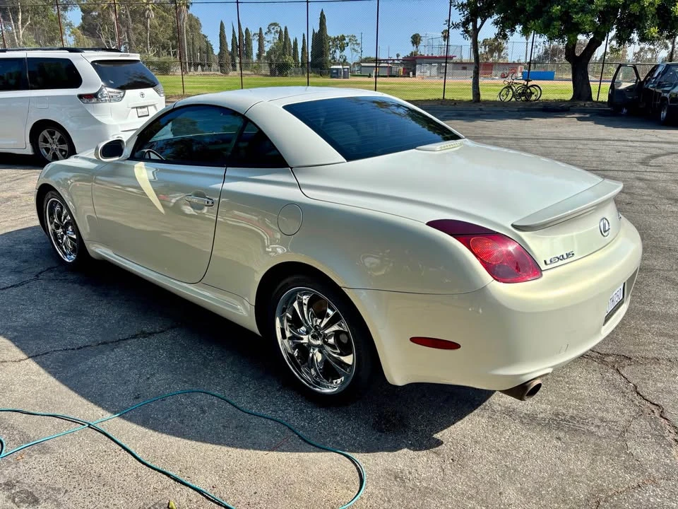 2002 Lexus SC430 - Image 4 of 12