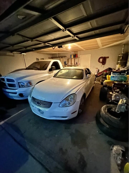 2002 Lexus SC430 - Image 11 of 16