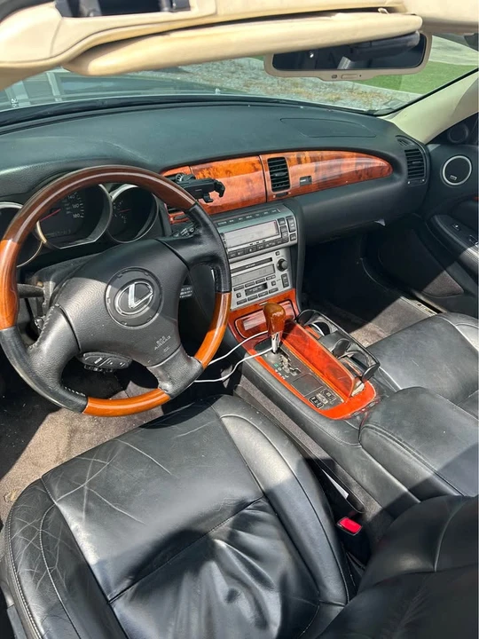 2002 Lexus SC430 - Image 2 of 8