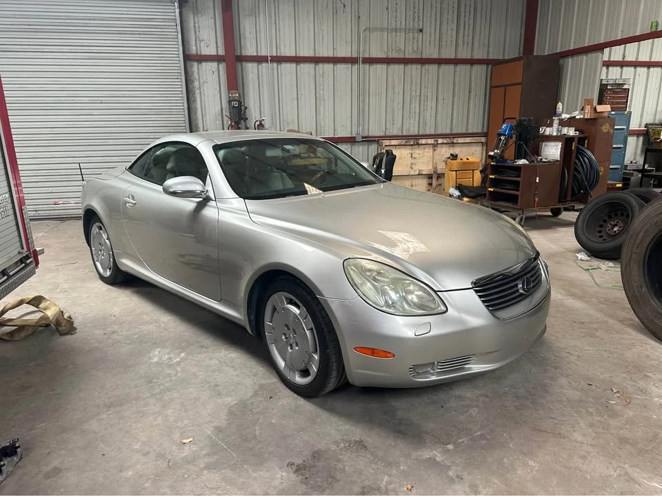 2002 Lexus SC430 - Image 17 of 19