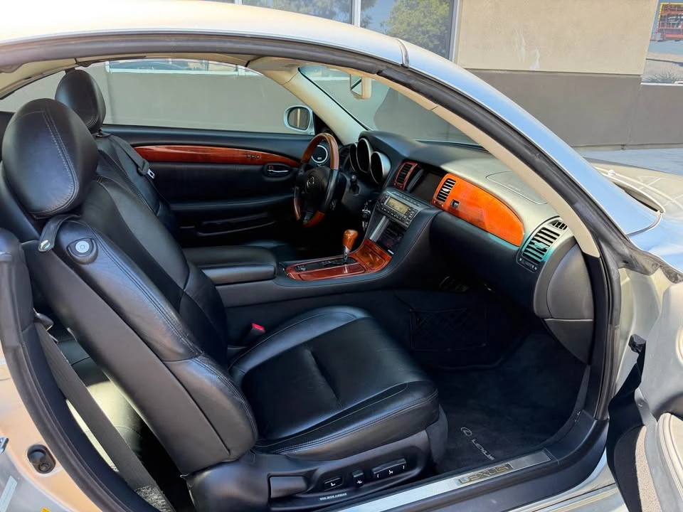 2002 Lexus SC430 - Image 9 of 20