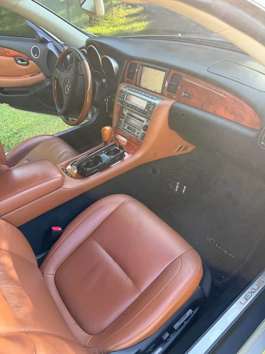 2002 Lexus SC430 - Image 11 of 20