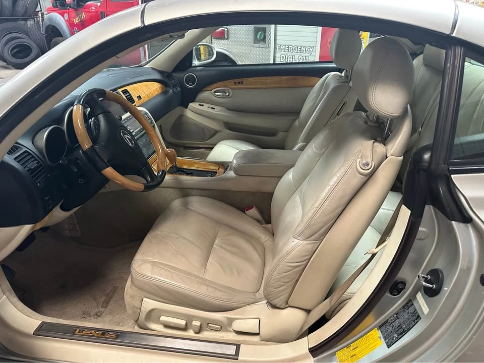 2002 Lexus SC430 - Image 11 of 19