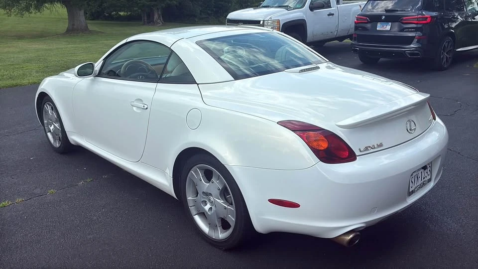 2002 Lexus SC430 - Image 4 of 17