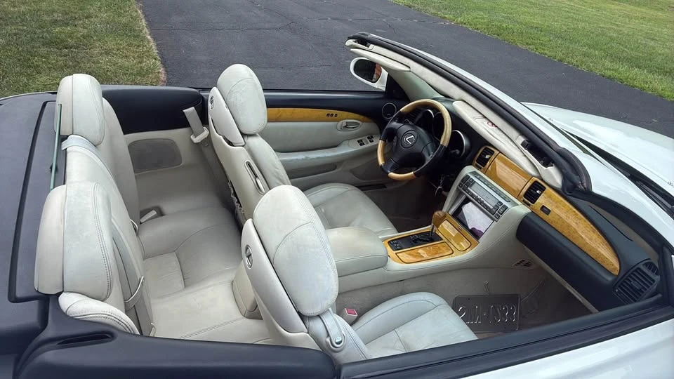 2002 Lexus SC430 - Image 16 of 17