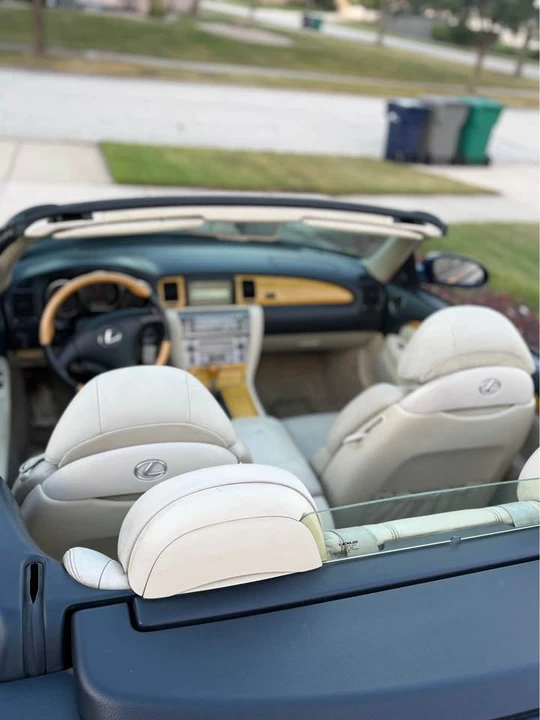 2002 Lexus SC430 - Image 11 of 20