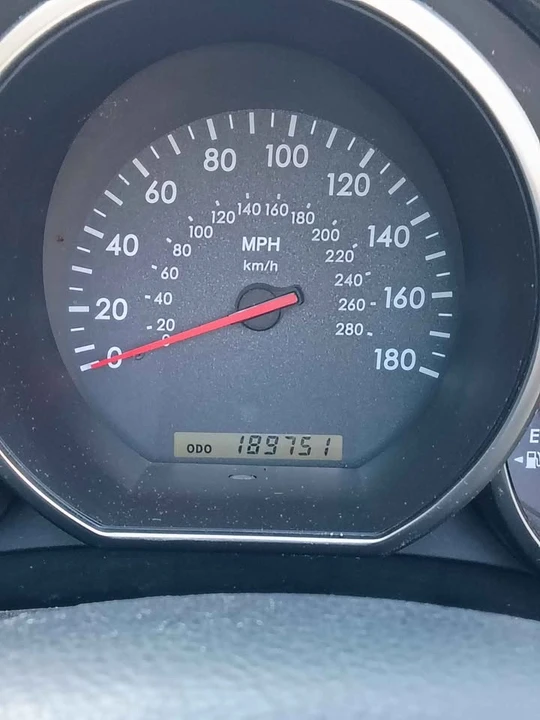 2002 Lexus SC430 - Image 3 of 10