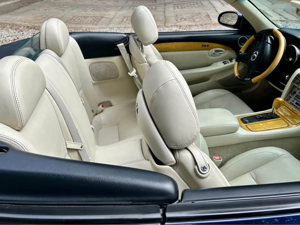 2002 Lexus SC430 - Image 6 of 13